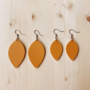 Leaf Earrings - Apricot