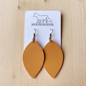 Leaf Earrings - Apricot