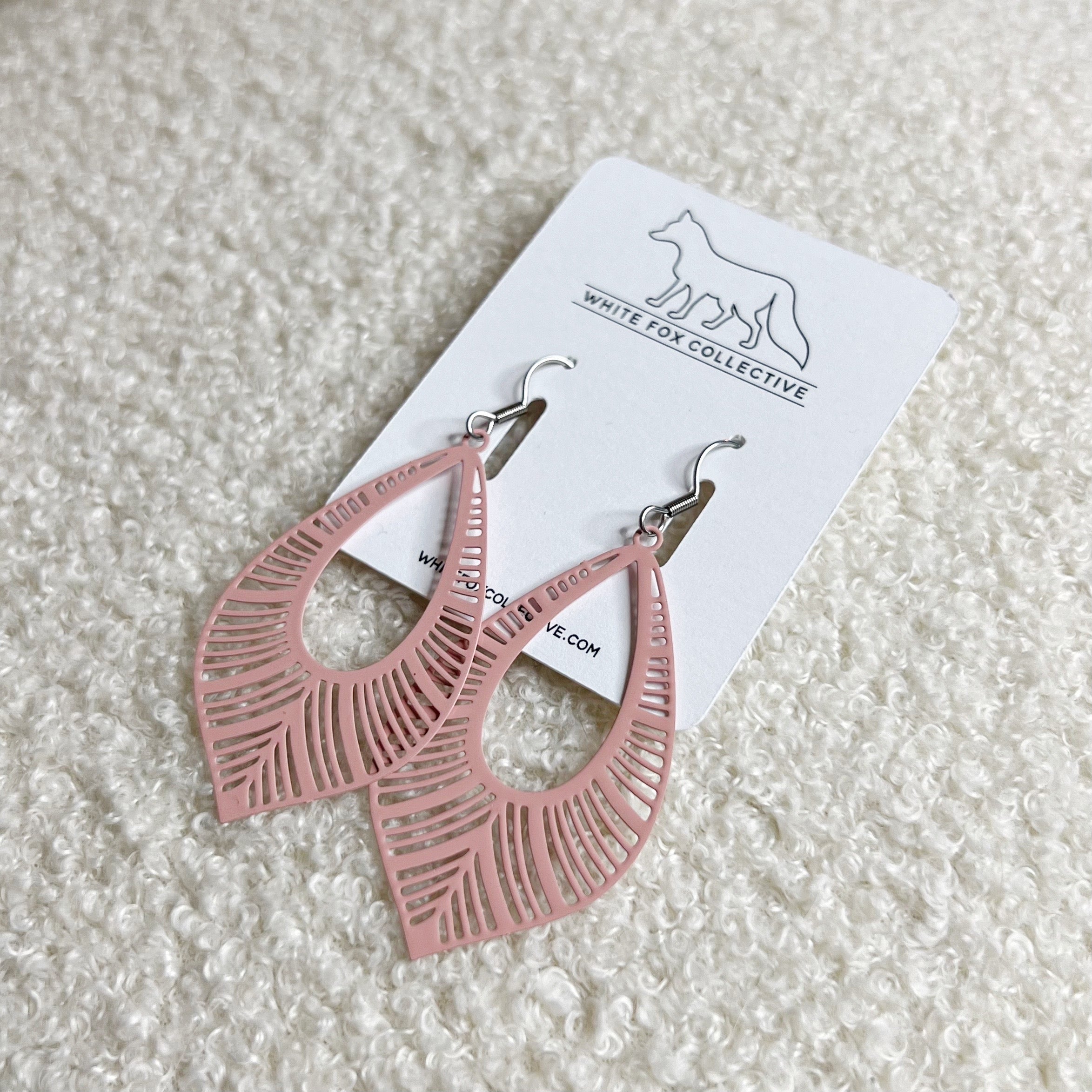 Filigree Leaf Earrings - Pink