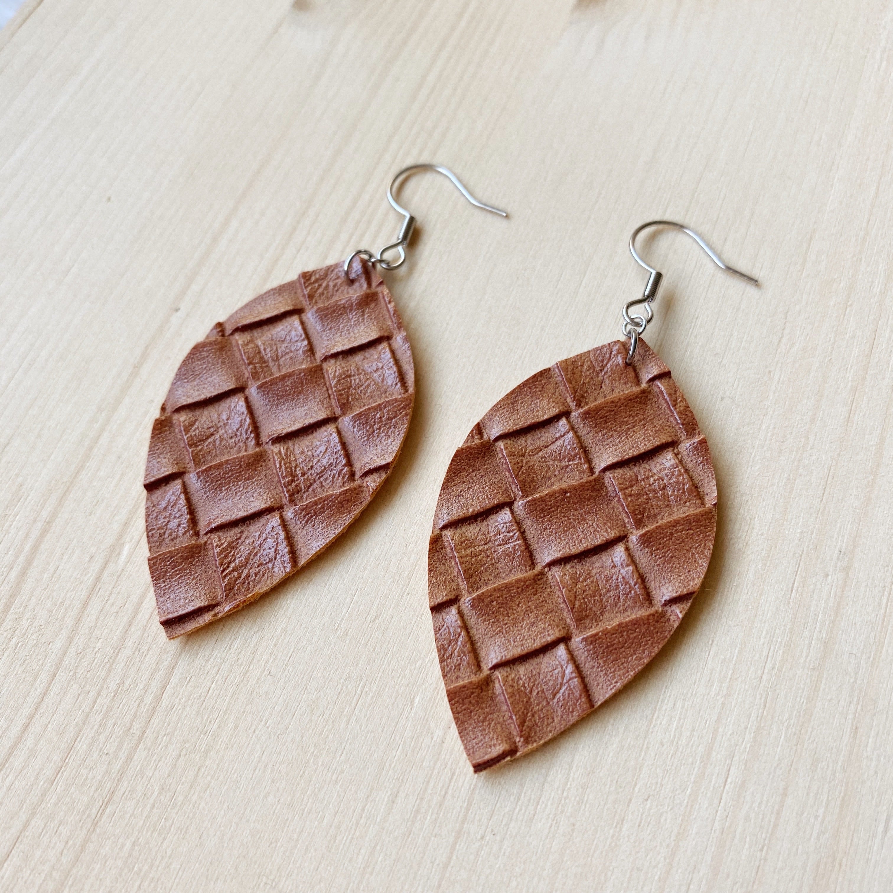 Leaf Earrings - Caramel Weave